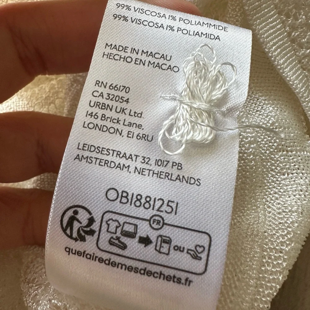By Anthropologie Ruffle Sweater white size small - Picture 7 of 7
